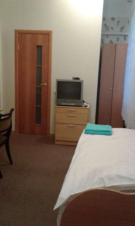 Hotel Viesu Maja Ezerkalns Krāslava Exterior foto